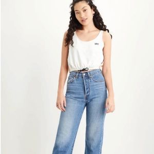 Levis Ribcage Straight Ankle Jeans